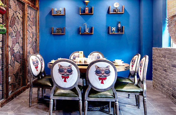 餐廳裝修——將復(fù)古懷舊演繹到極致(圖10) 餐廳裝修——將復(fù)古懷舊演繹到極致(圖10)