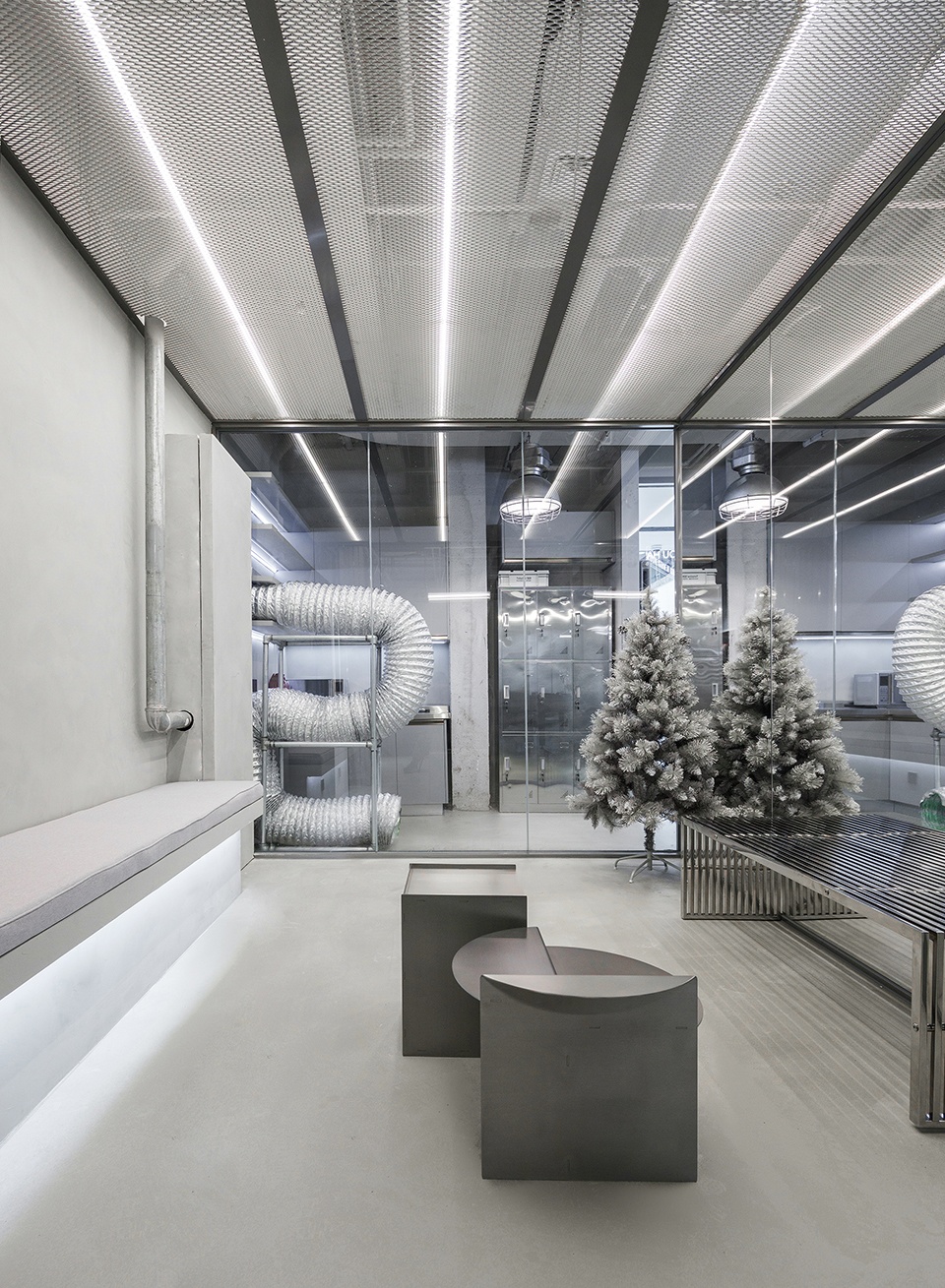 辦公室裝修設(shè)計(jì),粗狂的線條走進(jìn)工業(yè)之美！(圖4)